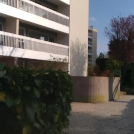 Apartment Great Quiet Neighborhood Elancourt